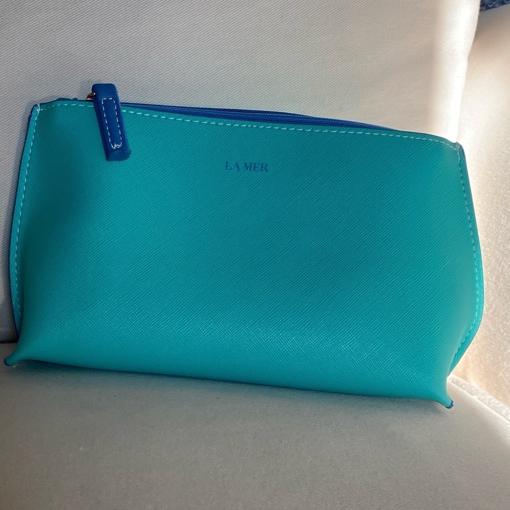 Gorgeous La Mer makeup bag - Picture 11 of 12